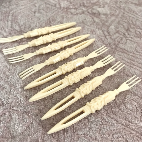 Vintage Seafood Party Forks - Picture 1 of 4